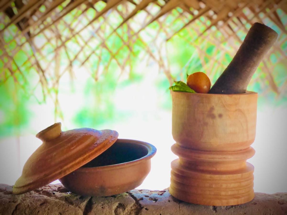 Eden Yala Hotel Luaran gambar