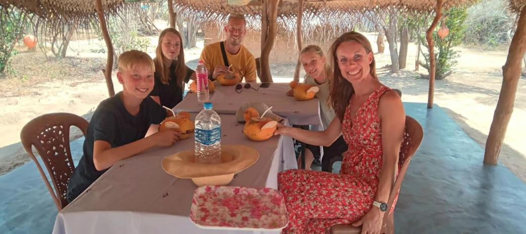 Eden Yala Hotel Luaran gambar